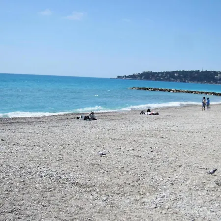 5 Pers Climatise Proche Des Commerces 72142 شقة مينتون